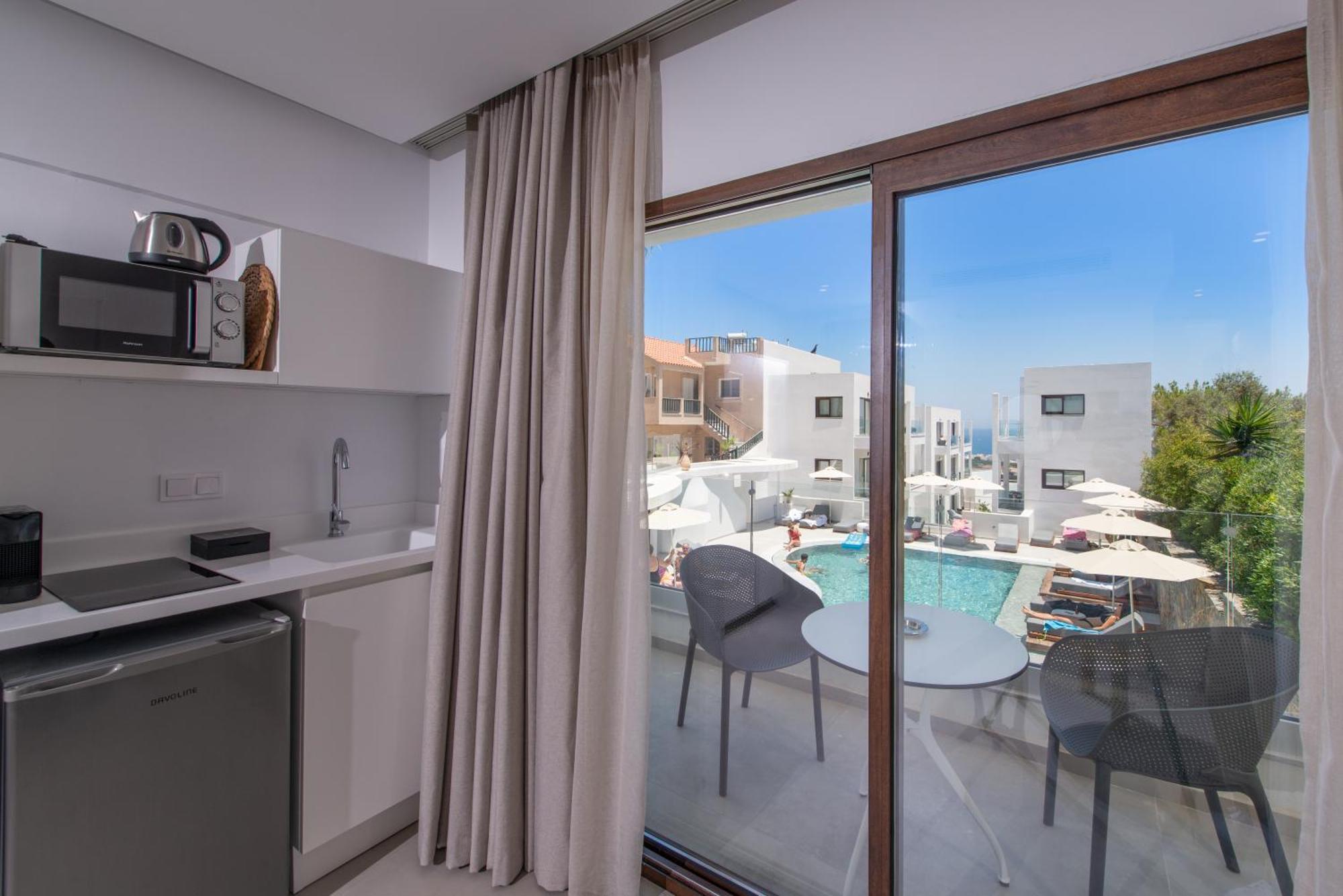 Mika Villas & Suites Херсонісос Номер фото